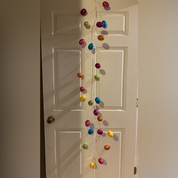 Set of Easter Egg Garland, Set of 2 Included, 1-Opened Bag, 1-Sealed New Bag - Picture 13 of 13